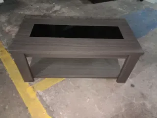 Mesa de centro moderna con tapa de cristal