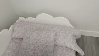 Cama infantil blanca diseño nube