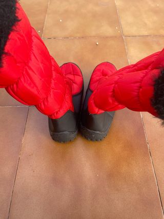 Botas rojas de invierno