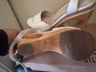 Sandalias SAN MARINA Beige y Doradas