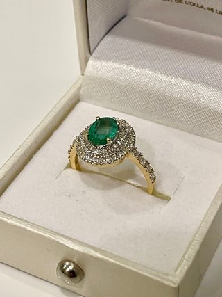 Anillo Oro 18k Esmeralda y Brillantes