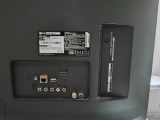 Smart TV LG 43UM7450PLA - Negro