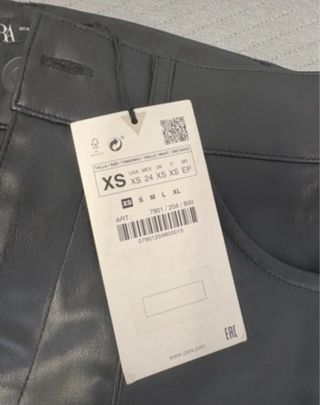 Pantalón campana Zara