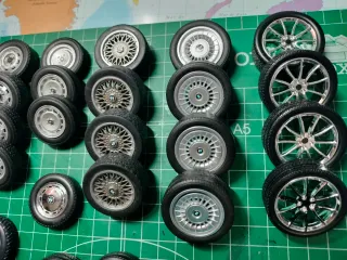 Ruedas Escala 1:18 Multimarca