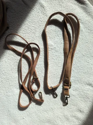 Mochila de cuero marrón