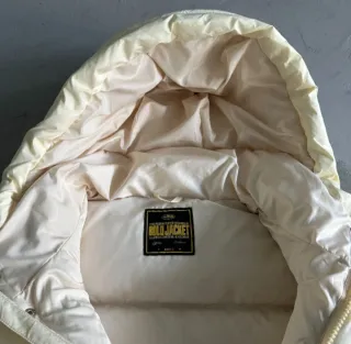 Chaqueta acolchada con capucha