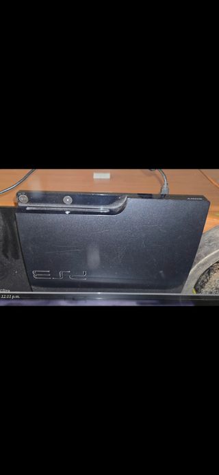 PlayStation 3 con Juegos y 2 Controles