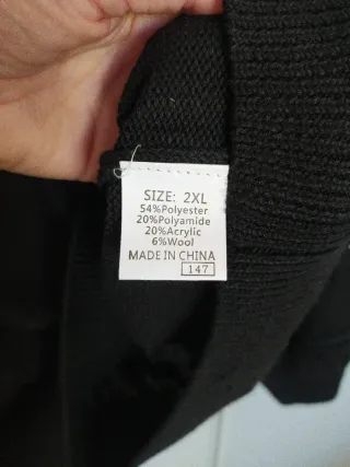 Jersey ThreeA Negro Encaje Talla XXL con etiqueta