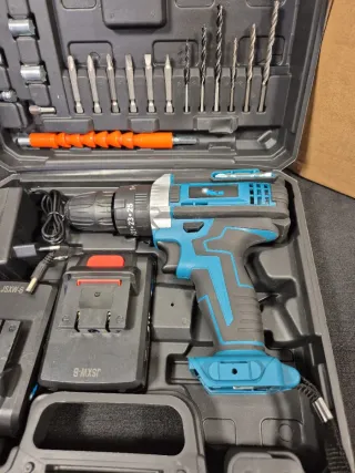 Taladro Inalámbrico con Maletín y Accesorios