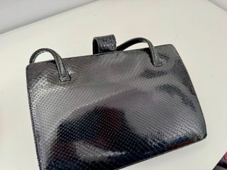 Bolso piel serpiente auténtica negro