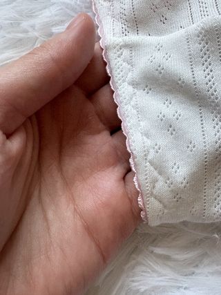 Tanga rosa hecho a mano