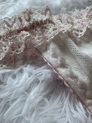 Tanga rosa hecho a mano