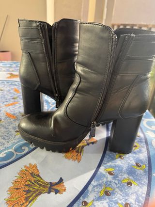 Botines XTI Negro Talla 39