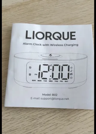 Reloj Despertador Digital con cargador inalambrico