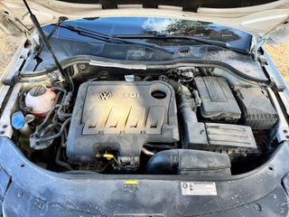 Volkswagen Passat 2013