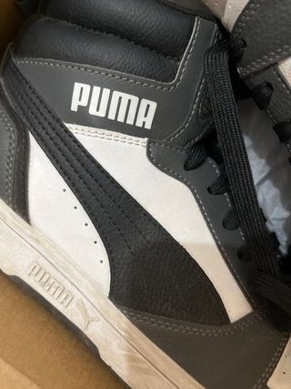 Zapatillas Puma Grises y Blancas