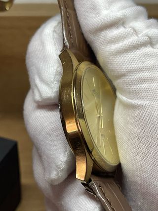 Reloj Lotus Classic Dorado