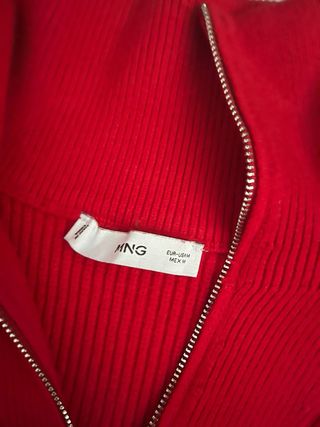 Jersey rojo con cremallera