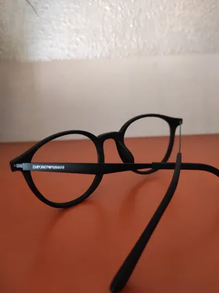 Montatura Emporio Armani ultraleggera