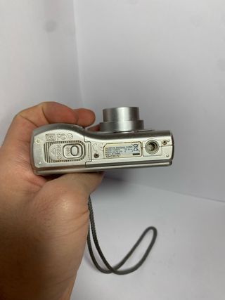 Cámara Digital Olympus FE-270