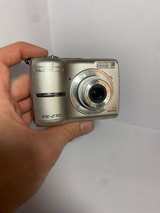 Cámara Digital Olympus FE-270