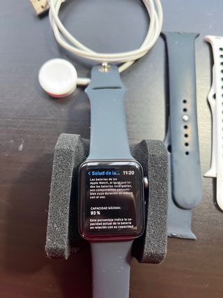 Apple Watch S3 42mm + 3 Correas