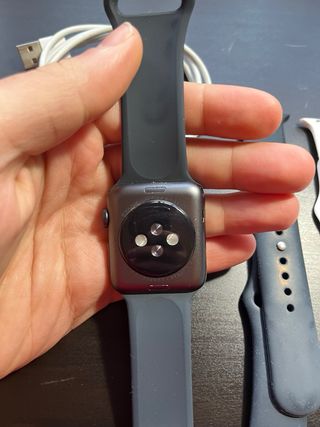 Apple Watch S3 42mm + 3 Correas