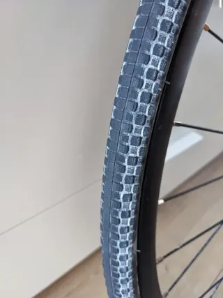 Cubierta Kenda Karvs 700x28 Gravel