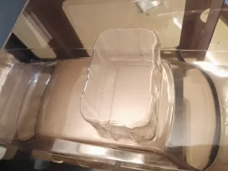 Norev 1/18 Mercedes 560SEL Dorado