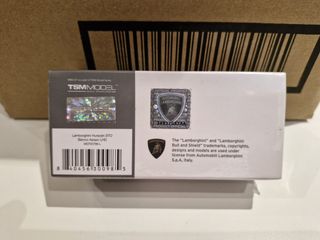 Coche a escala 1:64 Lamborghini Huracán STO.MiniGT