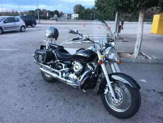 Yamaha Dragstar 650 Custom Negra