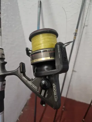 Cañas de pesca carbono marca vercelli con carrete