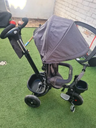 Triciclo Kinderkraft casi nuevo