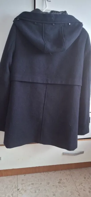 Abrigo Pull&Bear Negro Talla S