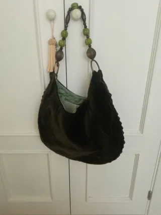 Bolso terciopelo verde con abalorios