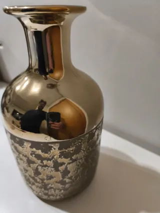 Vaso Dourado Decorativo 26cm – Estilo Luxo