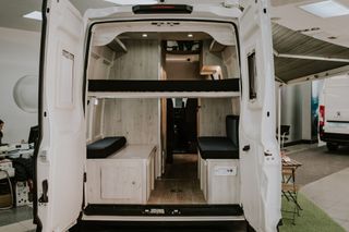 IVECO DAILY CAMPER FURGONETA 2023 AUTOMAT. 156CV