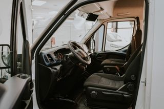 IVECO DAILY CAMPER FURGONETA 2023 AUTOMAT. 156CV