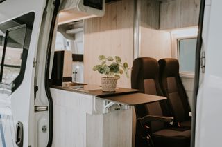 IVECO DAILY CAMPER FURGONETA 2023 AUTOMAT. 156CV