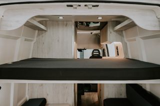 IVECO DAILY CAMPER FURGONETA 2023 AUTOMAT. 156CV