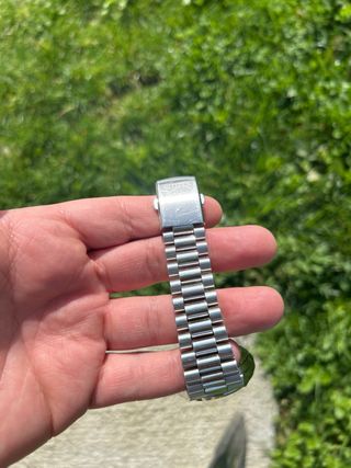 Reloj citizen tsuyosa amarillo