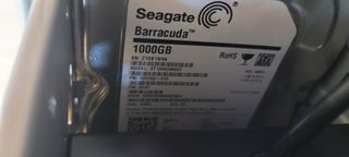 PC ASUS GT1030 1TB WiFi + teclado y ratón. Win 10