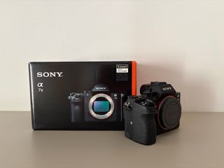 Cámara Sony Alpha 7 II Digital Negra