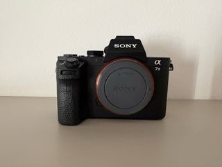 Cámara Sony Alpha 7 II Digital Negra