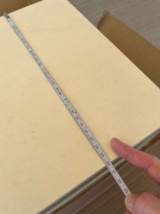 Consola de madera beige y marrón