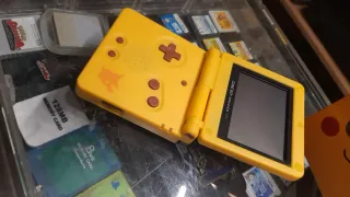GAMEBOY PIKACHU ADVANCE SP CAJA CABLE USB CARGA