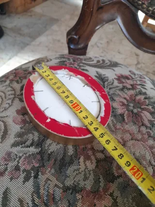 Antica cornice ovale in legno dorato