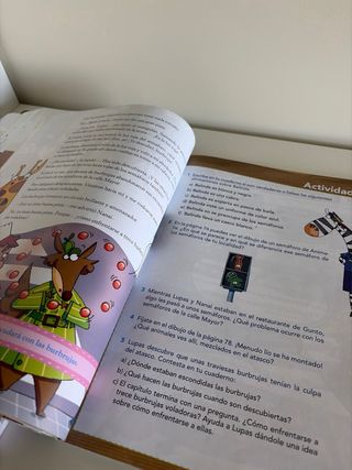 Lobo Lupas Lecturas 3: El burbujeante misterio...