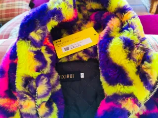 Abrigo pelo sintético multicolor NUEVO c/etiqueta