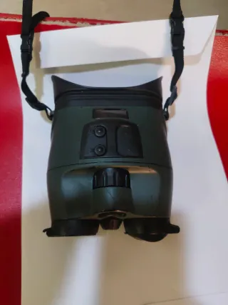 Prismáticos Nocturnos Yukon